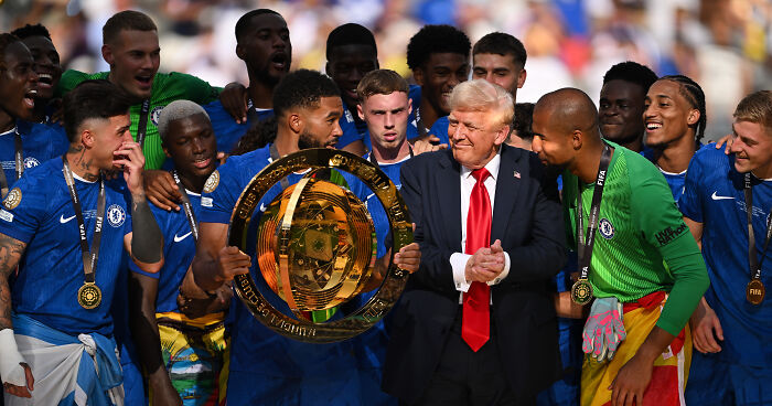 Crowd Boos Trump During Trophy Presentation At Club World Cup