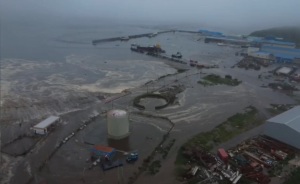 Tsunami Waves Strike Hawaii After Powerful Quake Near Russia Sparks Evacuations Across Pacific