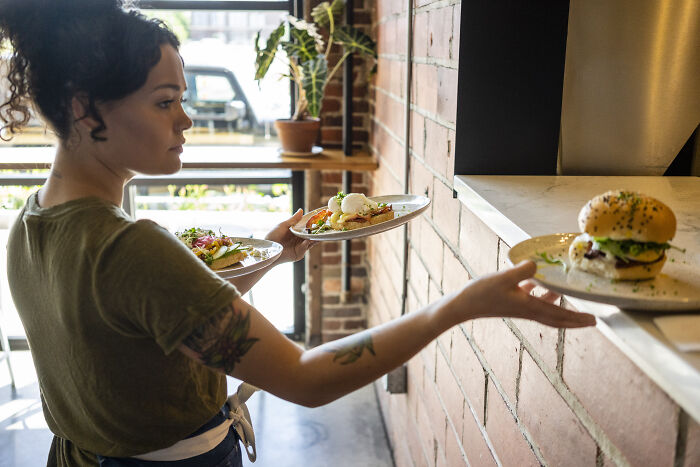 GOP Congresswoman Goes Viral For Absurd Tip She Left While Celebrating ‘No Tax On Tips’