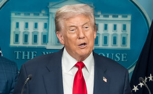 Trump, 79, Goes Nuclear After He’s Dared To Take A Walk By Democratic Governor, 46