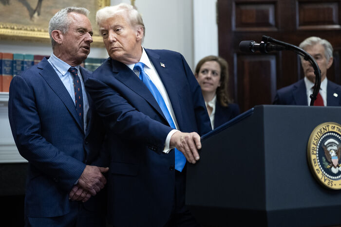 Here’s What Experts Say About Trump’s Claim That Autism Is Linked To Tylenol