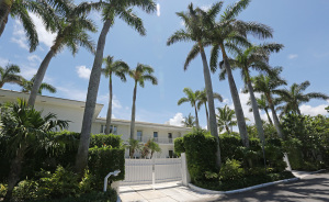 Epstein Files Resurface Footage Of His Palm Beach Lair Revealing Bare Women, Dictator, And A Pope