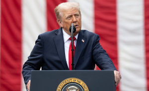 Donald Trump Says “Smart People Don’t Like Me”