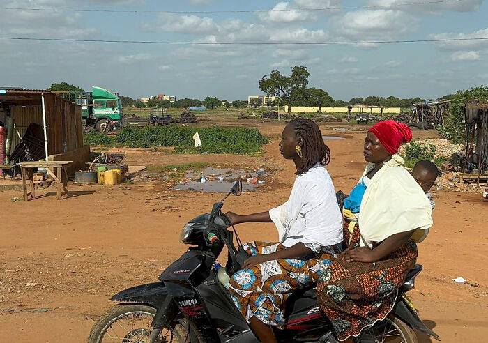 The Oil That Won’t Quit: Inside Russia’s Shadow Energy Economy The Oil That Won’t Quit: Inside Russia’s Shadow Energy Economy