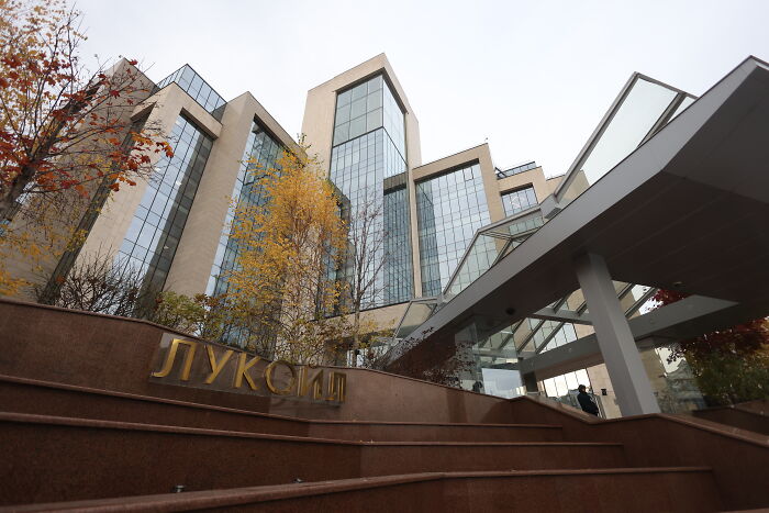 The Oil That Won’t Quit: Inside Russia’s Shadow Energy Economy The Oil That Won’t Quit: Inside Russia’s Shadow Energy Economy