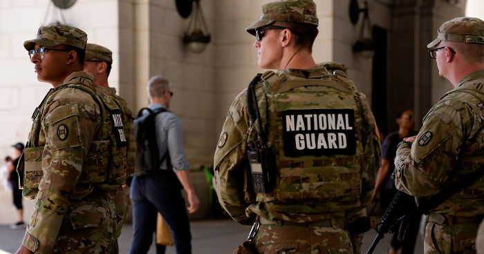 “Not What We Signed Up To Do”: National Guard Troops Vow To Defy Chicago Deployment Order