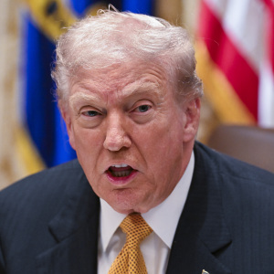 Trump’s “Insane” Response To MAGA Voter Pleading To Reduce Grocery Prices Goes Viral