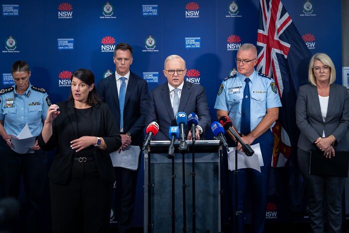 Australian officials and police hold a press conference on tightening gun laws after mass shooting in NSW. Australian officials and police hold a press conference on tightening gun laws after mass shooting in NSW.