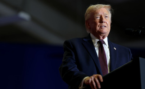 Trump Says He “Hates” Seeing Photos Of “Big Boy” Bill Clinton Amid Epstein Photo Dump