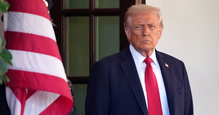 Trump Tells NYT Pulitzer Prize Winning Photographer To Stop Making Him Look “Heavy”